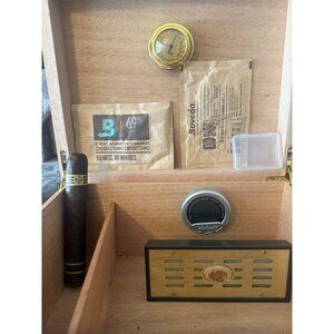 Glossy Cherry Wood Cigar Humidor Box With Hygrometer & Humidity Control Gold & B